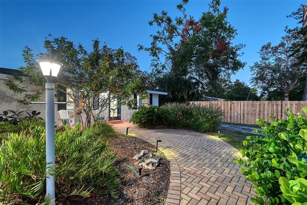 2365 Bay Street Sarasota, FL 34237 - Photo 68 of 93