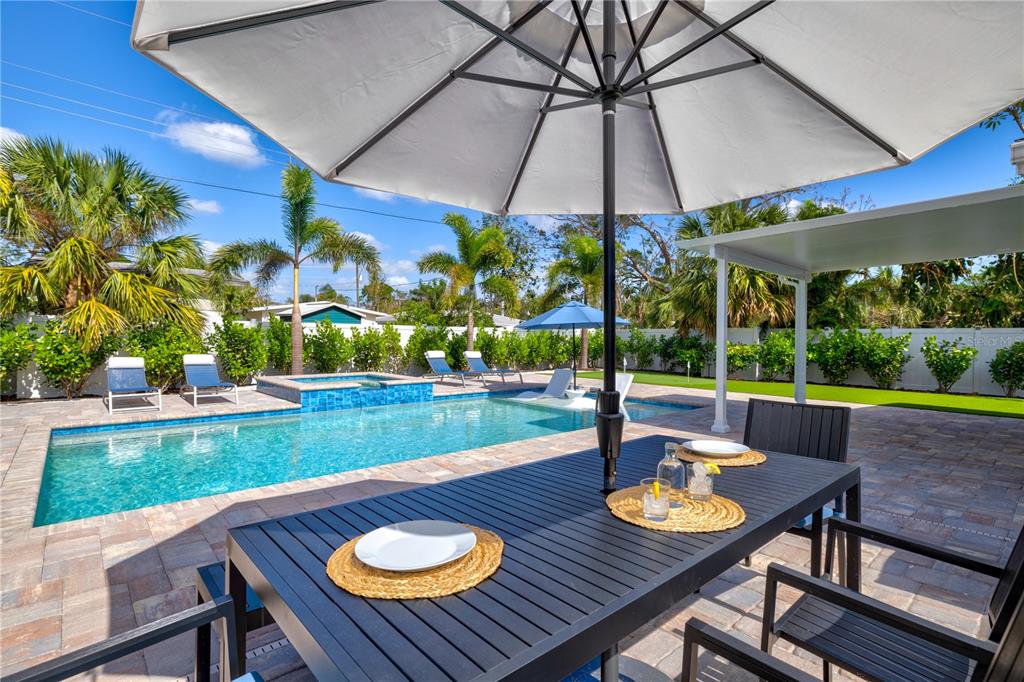 2365 Bay Street Sarasota, FL 34237 - Photo 7 of 93