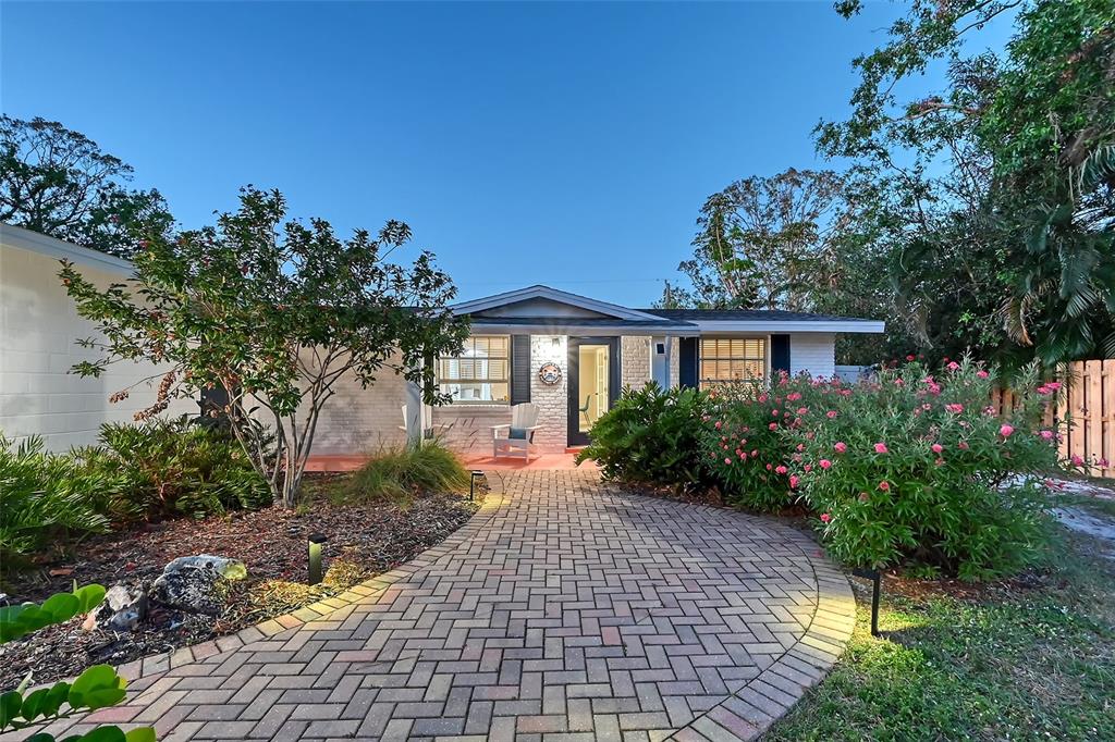 2365 Bay Street Sarasota, FL 34237 - Photo 72 of 93 a front view of a house with garden