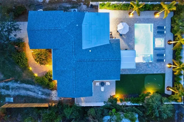 $9,900 | 2365 Bay Street, Sarasota, FL 34237