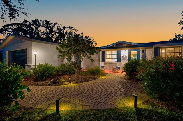 $9,900 | 2365 Bay Street, Sarasota, FL 34237