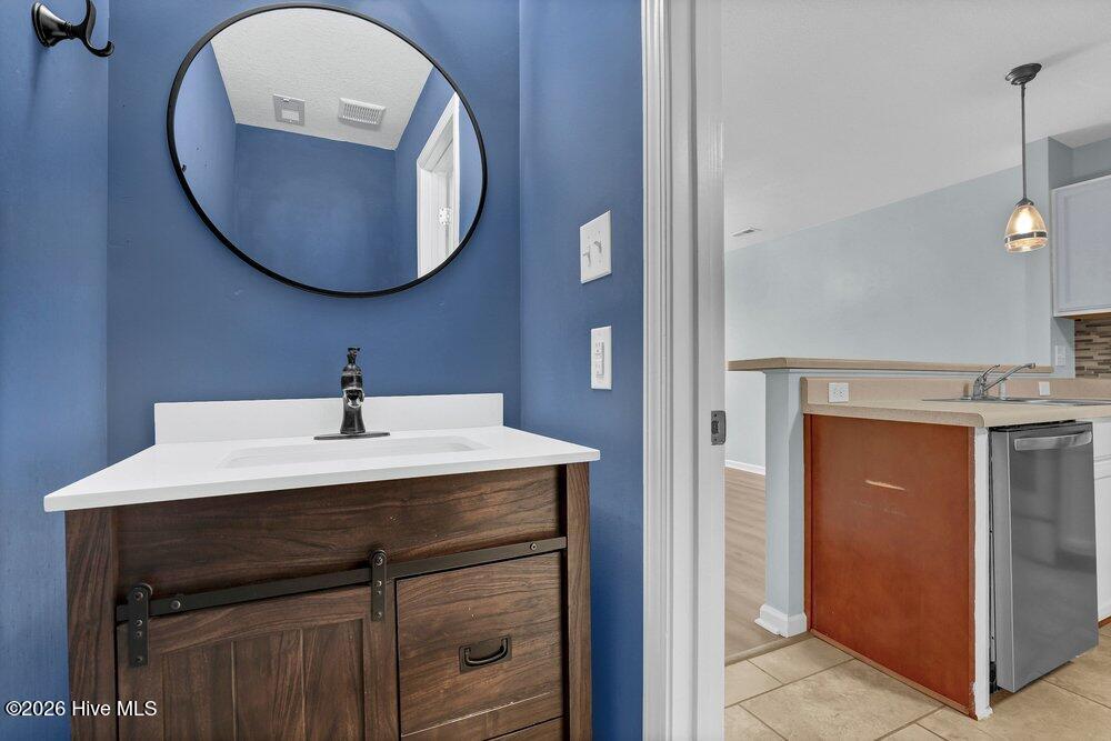 1404 Old Folkstone Road, Unit 2 Sneads Ferry, NC 28460 - Photo 18 of 30 015_6g8a4207_898