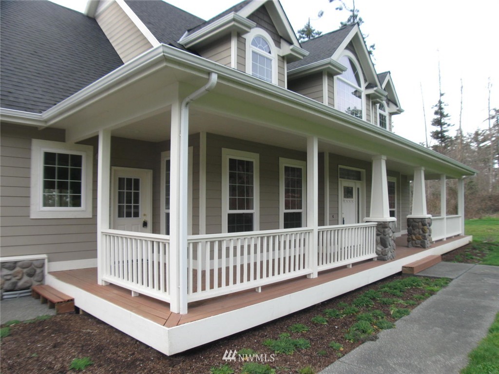 3161 Taylor Road Oak Harbor, WA 98277 - Photo 3 of 21 Gallery Image 3