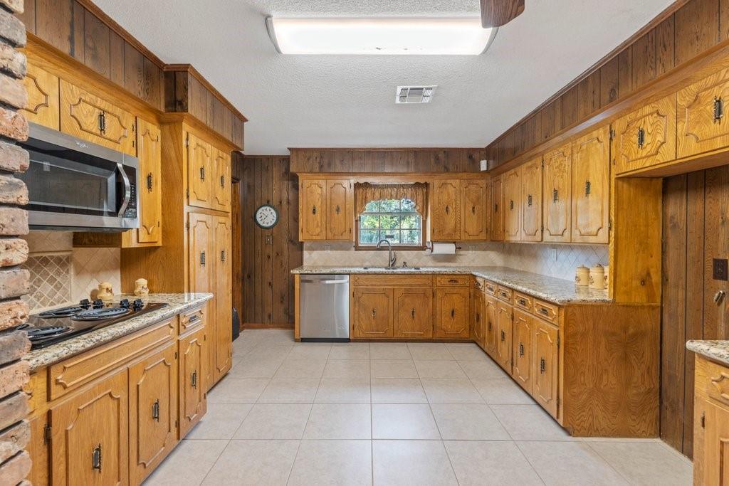 3504 Mertz Road Lake Charles, LA 70615 - Photo 12 of 24 Gallery Image 12
