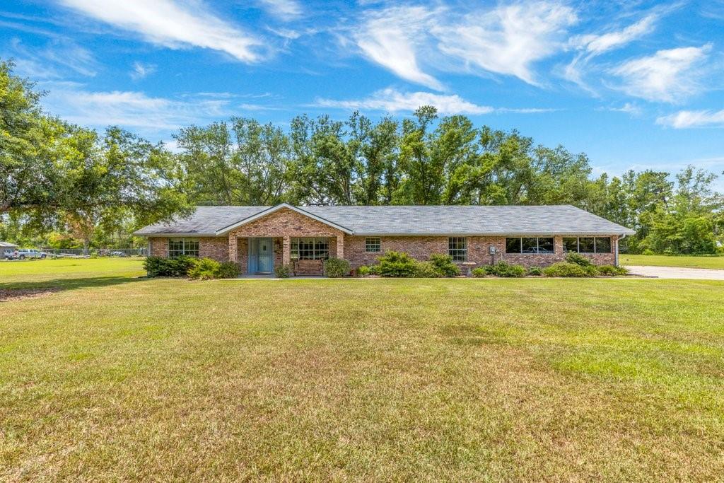 3504 Mertz Road Lake Charles, LA 70615 - Photo 2 of 24 Gallery Image 2