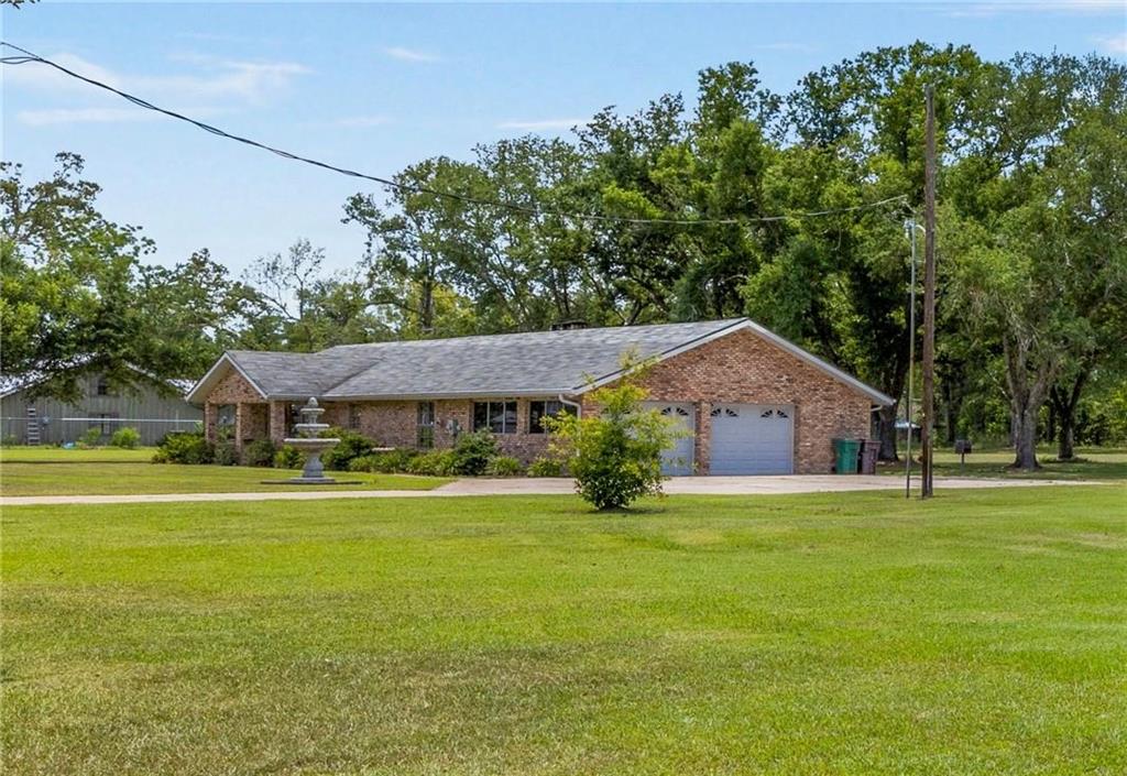 3504 Mertz Road Lake Charles, LA 70615 - Photo 3 of 24 Gallery Image 3