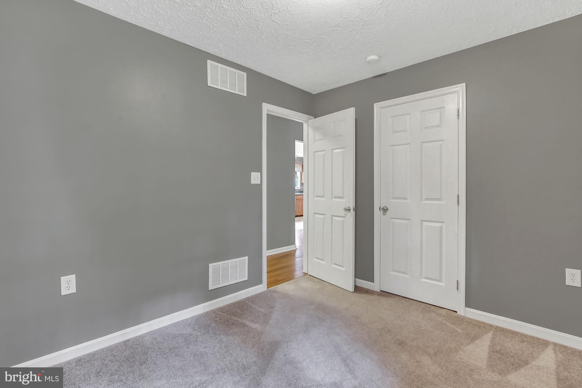 206 Neill Run Road Delta, PA 17314 - Photo 16 of 26 Gallery Image 16