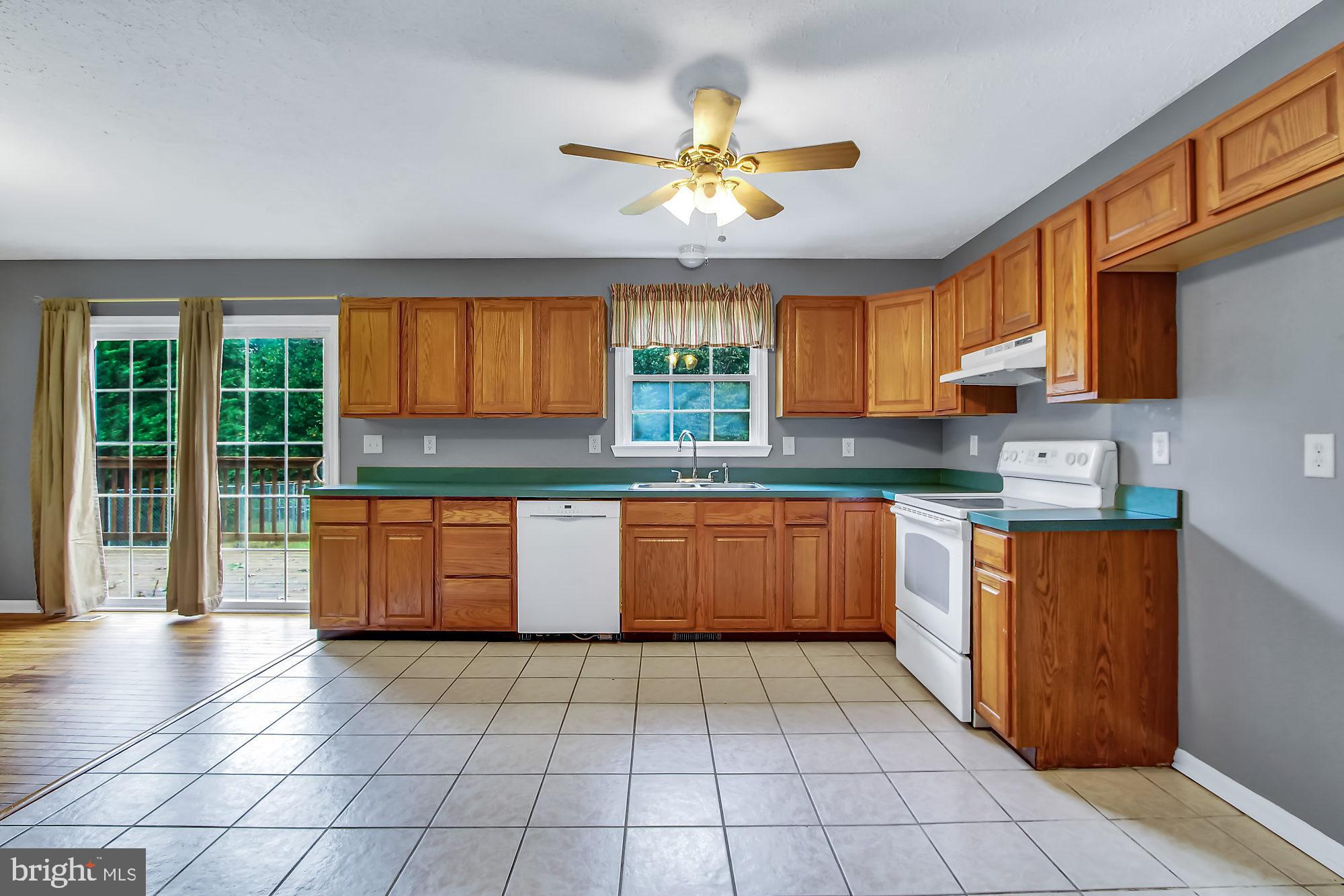 206 Neill Run Road Delta, PA 17314 - Photo 8 of 26 Gallery Image 8