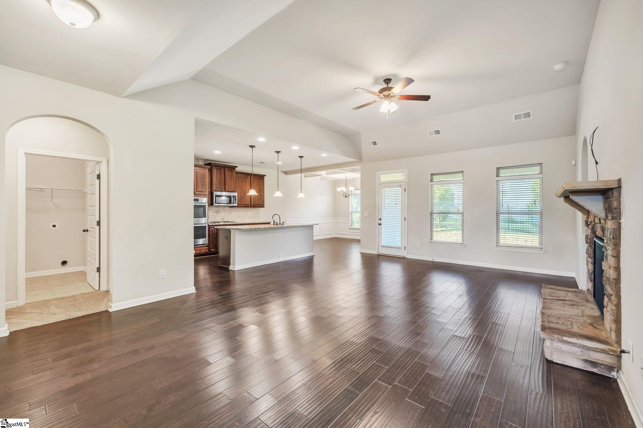 14 Rohan Drive Anderson, SC 29621 - Photo 4 of 24