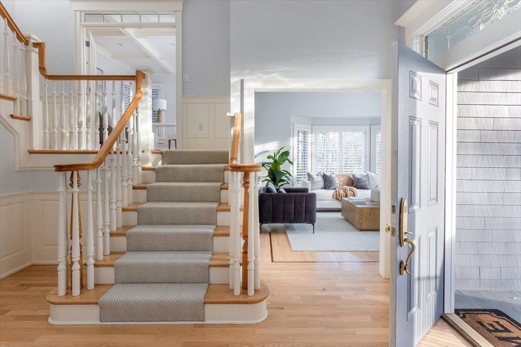 160 Old Farm Road Newton, MA 02459 - Photo 2 of 19