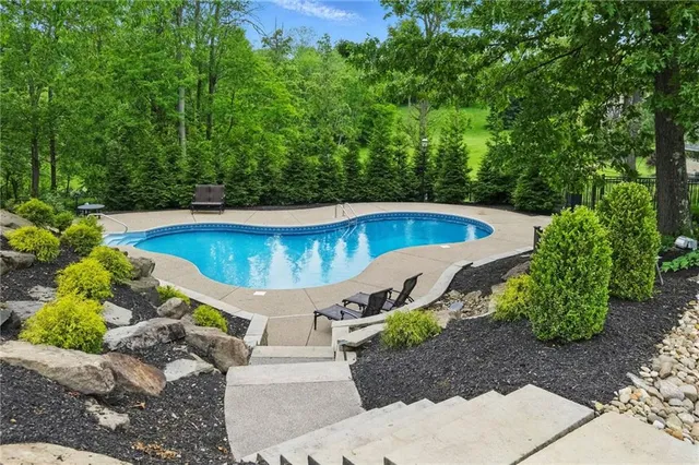 $2,499,000 | 527 Salem Heights Drive, Gibsonia, PA 15044