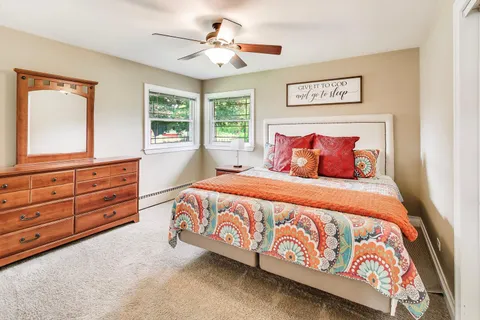 $700,000 | 16 South Wildwood Drive, Prospect Heights, IL 60070
