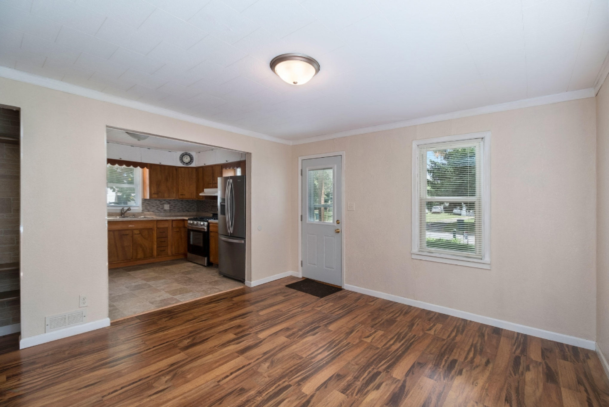243 Reynolds Road Springfield, MI 49037 - Photo 3 of 17 _DSF9040