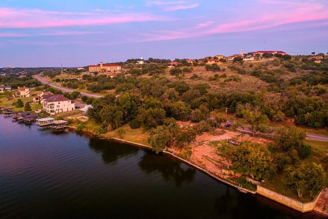 $899,000 | 700 Farm To Market Road 2147, Marble Falls, TX 78654