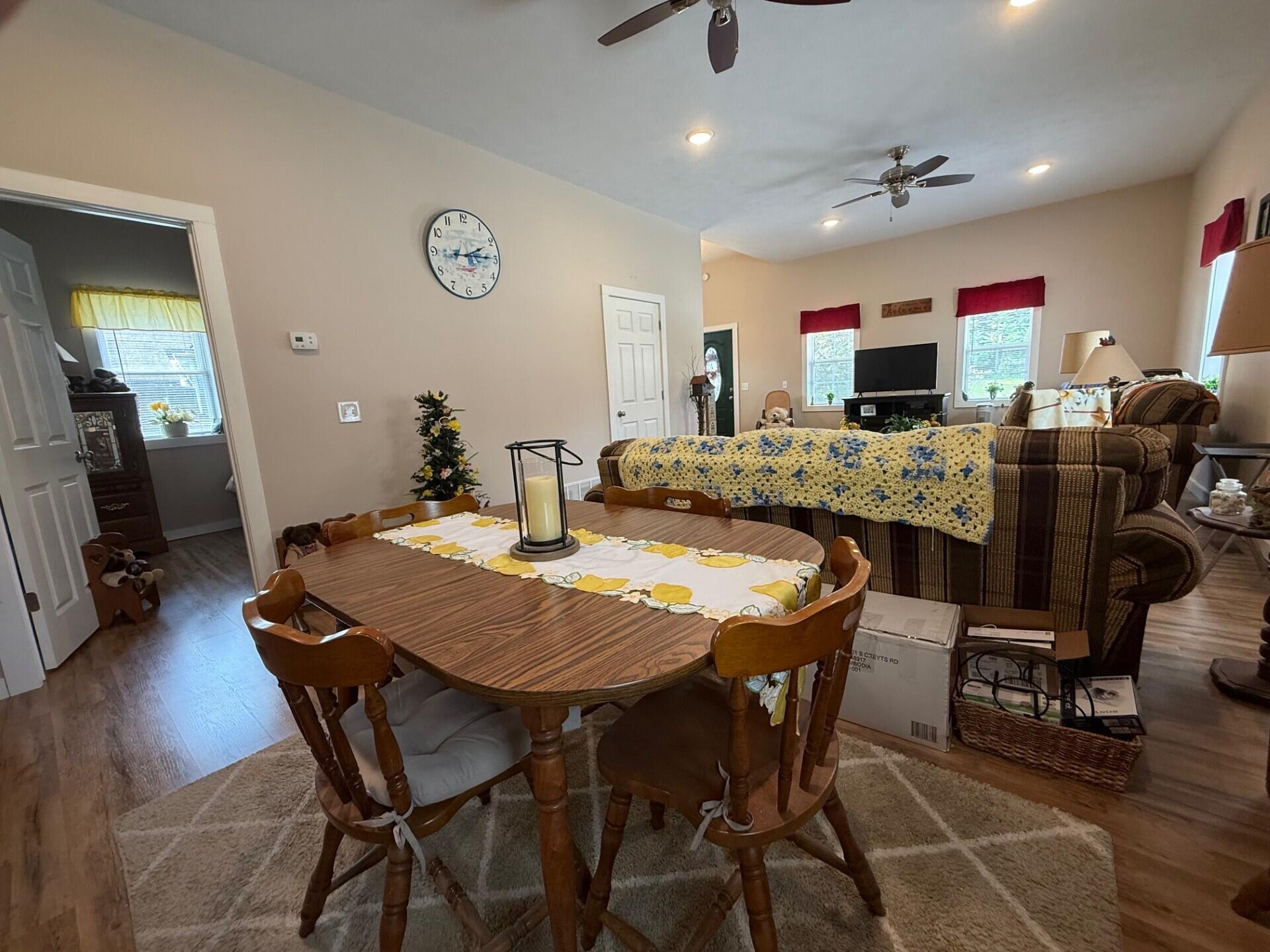 603 South George Street Ludington, MI 49431 - Photo 4 of 23 Dining Room
