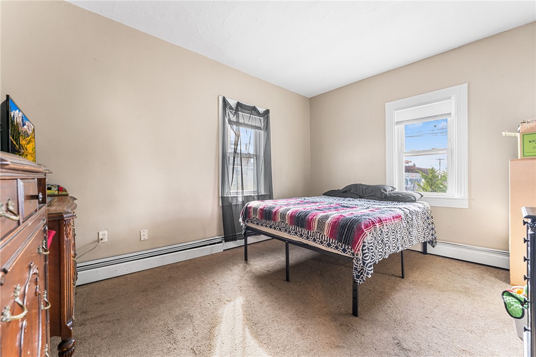 2 Chilton Street Bristol, RI 02809 - Photo 11 of 48