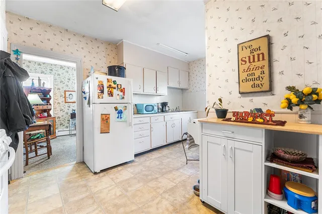 $799,000 | 2 Chilton Street, Bristol, RI 02809