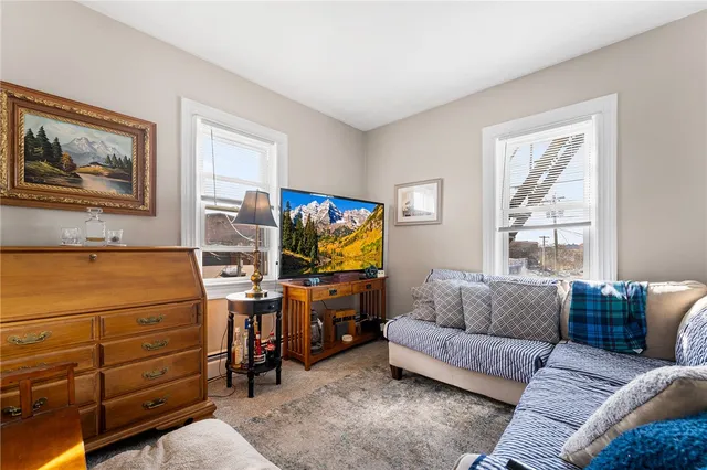 $799,000 | 2 Chilton Street, Bristol, RI 02809