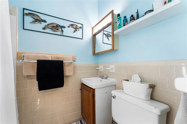 $799,000 | 2 Chilton Street, Bristol, RI 02809