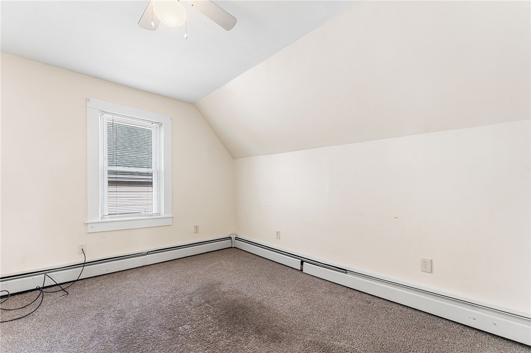 2 Chilton Street Bristol, RI 02809 - Photo 38 of 48