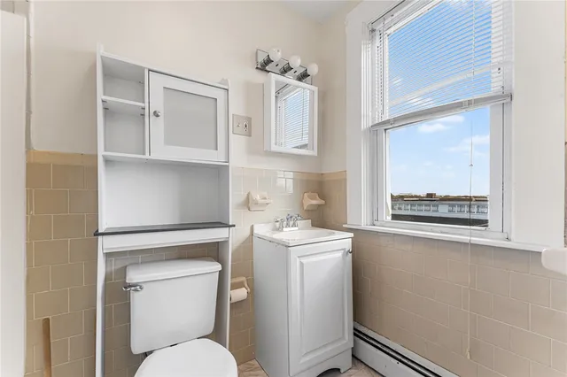 $799,000 | 2 Chilton Street, Bristol, RI 02809