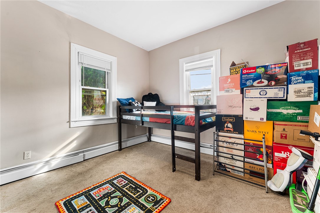 2 Chilton Street Bristol, RI 02809 - Photo 9 of 48