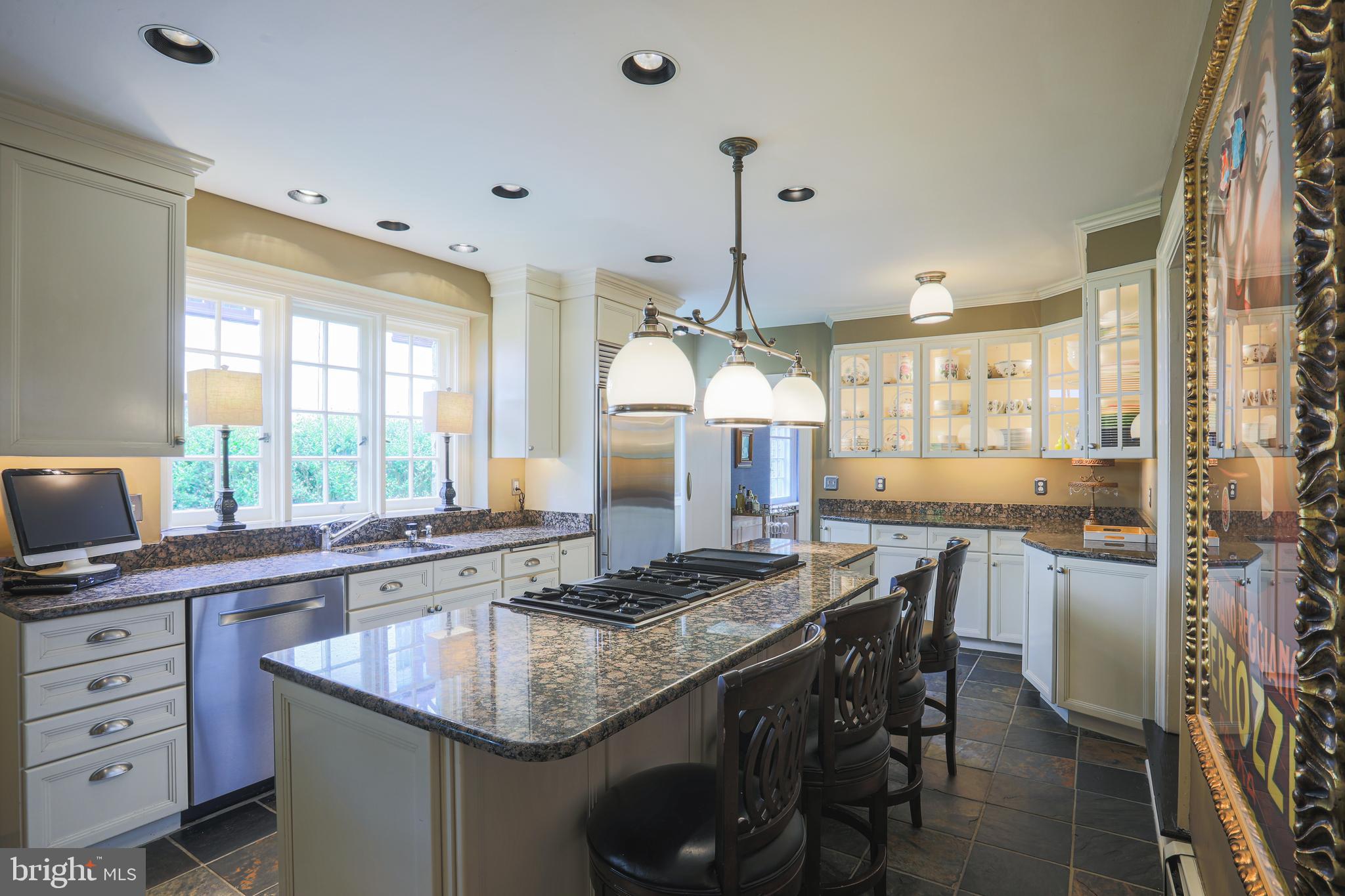 5502 Roland Avenue Baltimore, MD 21210 - Photo 13 of 47 Granite counters, plenty of light