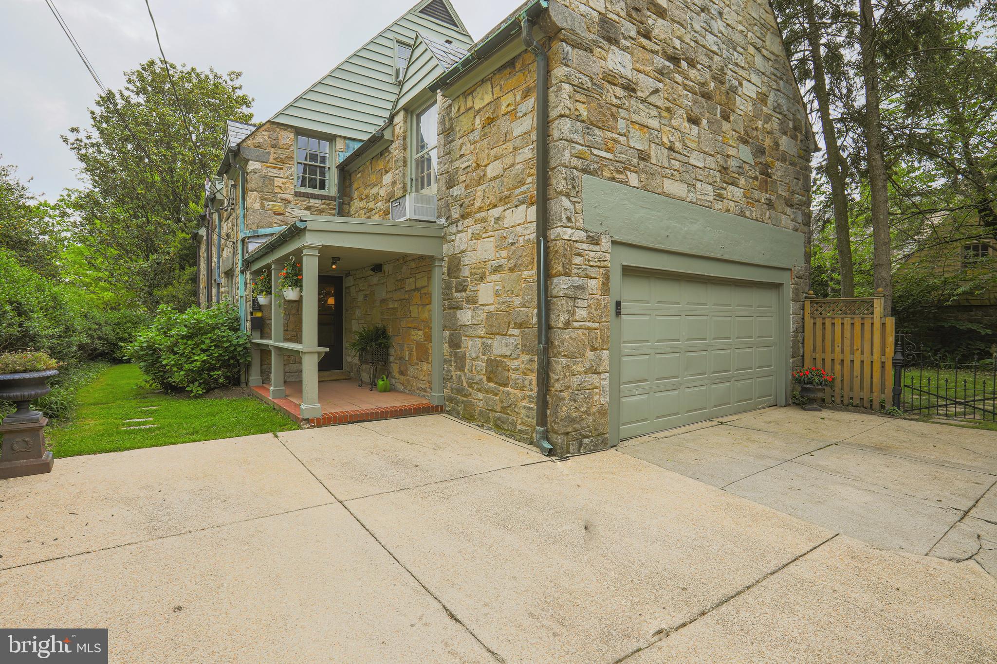 5502 Roland Avenue Baltimore, MD 21210 - Photo 37 of 47 Garage