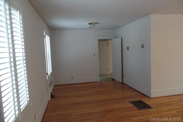 581 Rutherford Road Marion, NC 28752 - Photo 6 of 20 Gallery Image 6