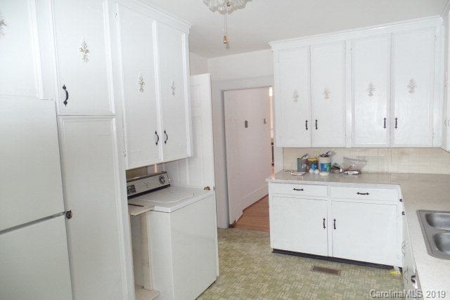581 Rutherford Road Marion, NC 28752 - Photo 7 of 20 Gallery Image 7