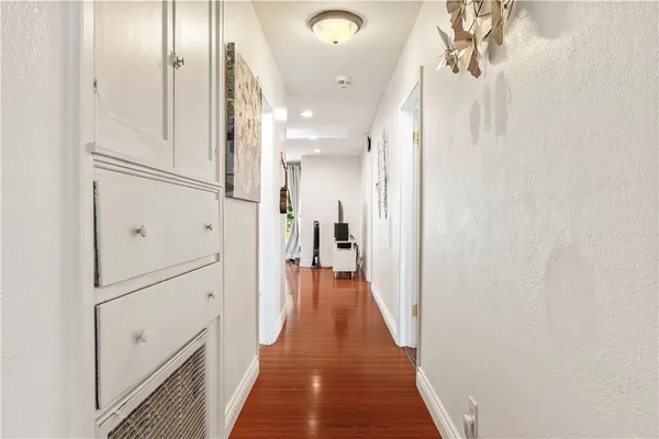$1,190,000 | 2389 Mayfield Avenue, Montrose, CA 91020