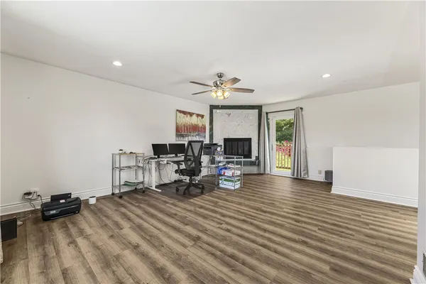 $1,190,000 | 2389 Mayfield Avenue, Montrose, CA 91020