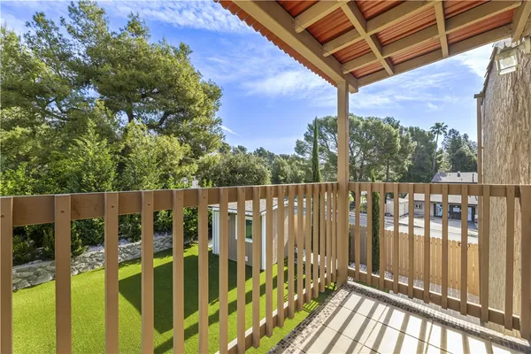 $1,190,000 | 2389 Mayfield Avenue, Montrose, CA 91020