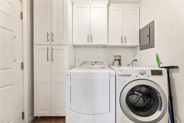$1,190,000 | 2389 Mayfield Avenue, Montrose, CA 91020