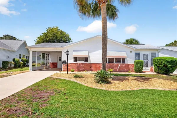 $240,000 | 932 Chula Court, Lady Lake, FL 32159