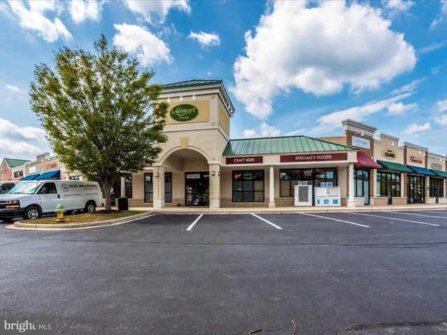 $274,900 | 2402 Dominion Drive, Unit 2C, Frederick, MD 21702