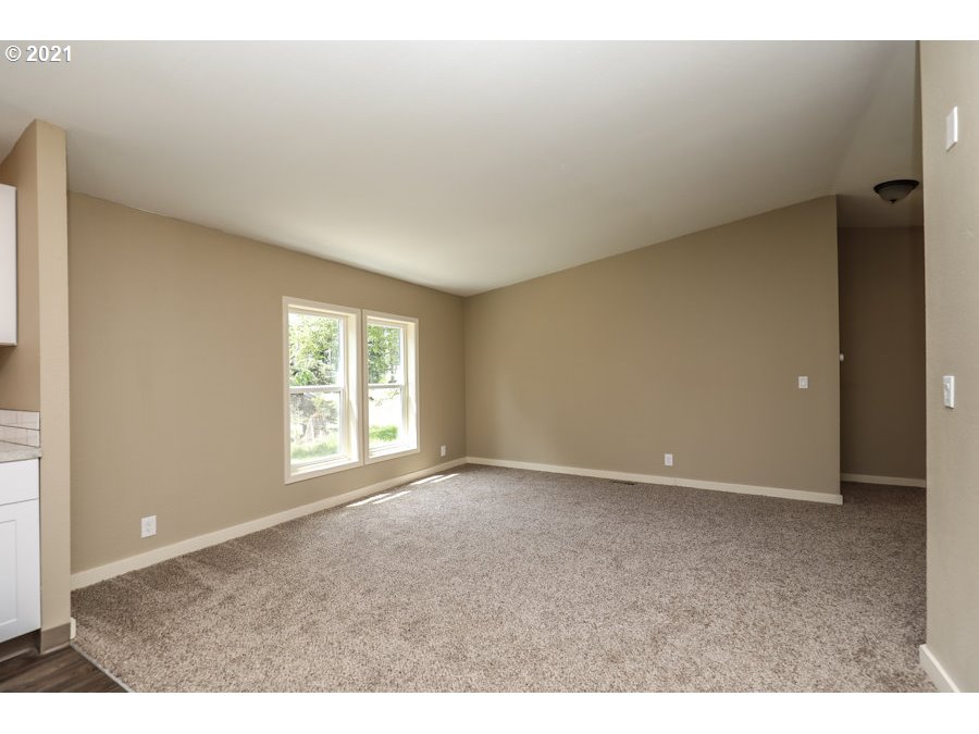 195 Frye Road Castle Rock, WA 98611 - Photo 6 of 21 Gallery Image 6