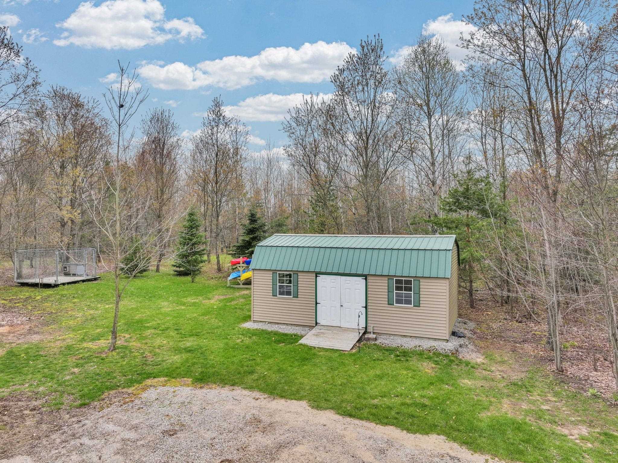 712 East 38 Road Cadillac, MI 49601 - Photo 15 of 67