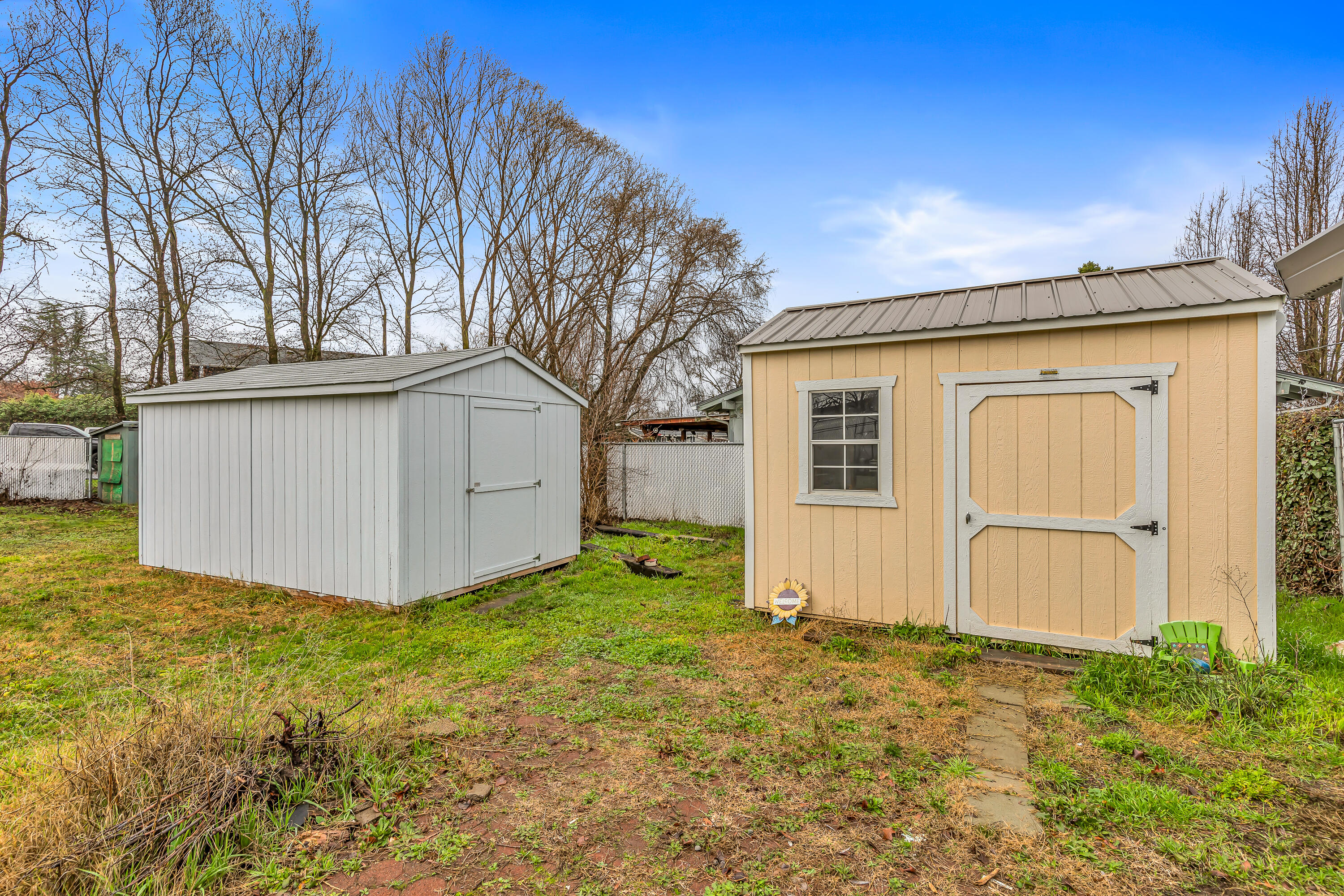 1956 Roberts Road Medford, OR 97504 - Photo 26 of 31 Storage Sheds - Both under 2 years old