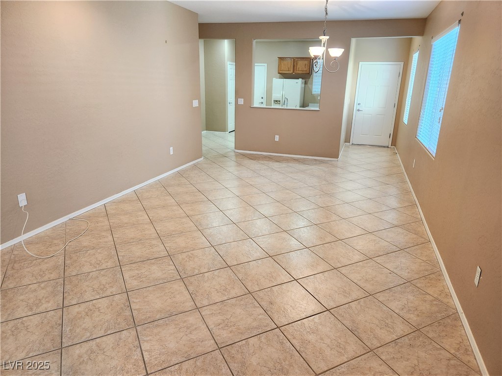 2544 Cosmic Dust Street Henderson, NV 89044 - Photo 8 of 21