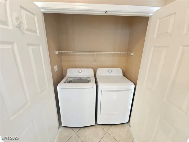 $1,795 | 2544 Cosmic Dust Street, Henderson, NV 89044