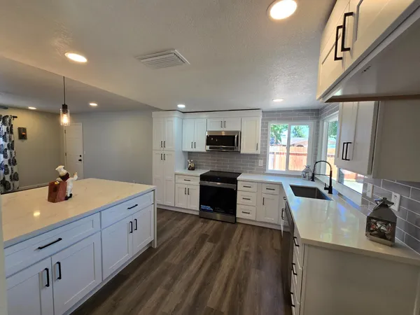 $499,000 | 1500 Kirkland Court, Modesto, CA 95356