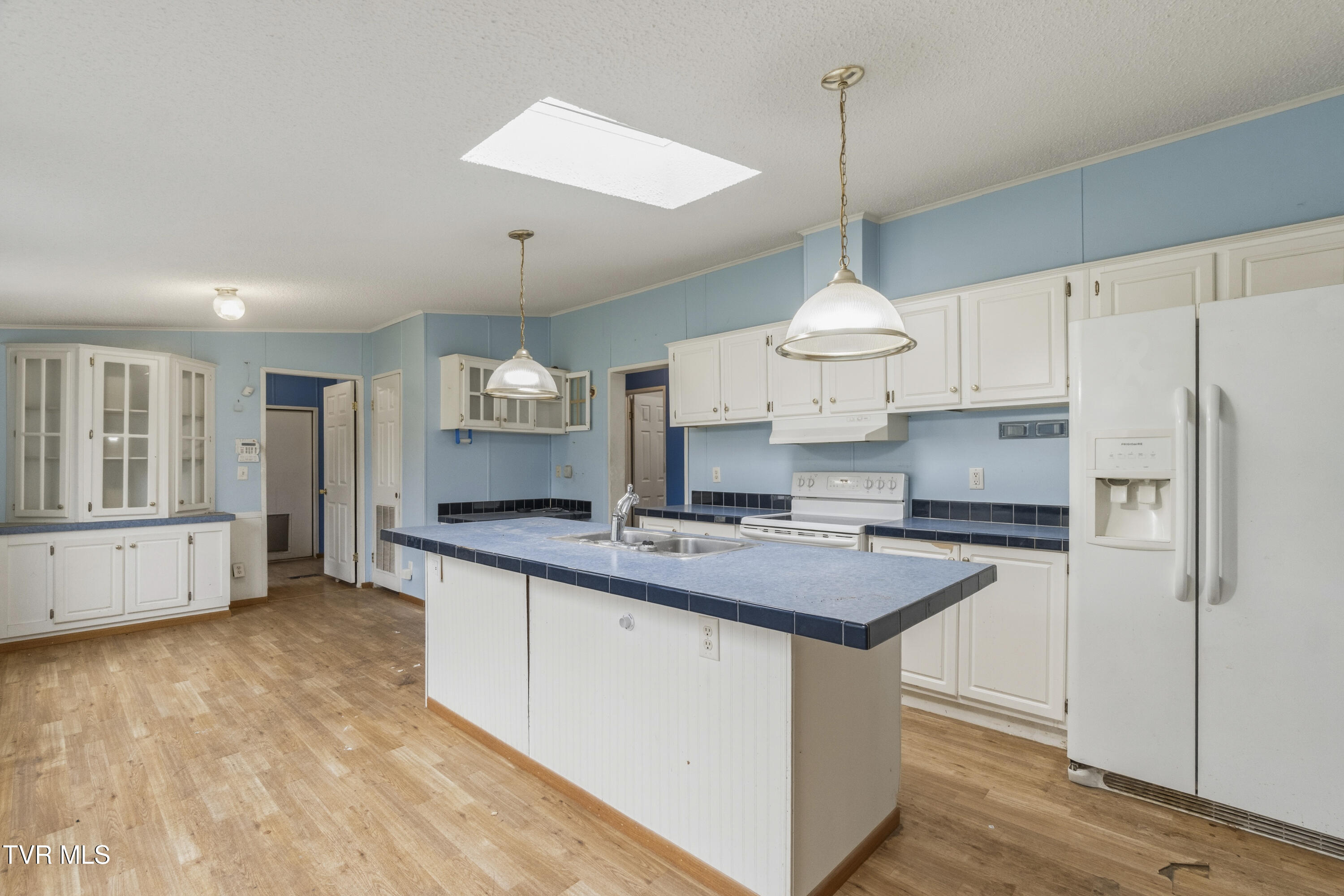 815 Flatwoods Road Mosheim, TN 37818 - Photo 3 of 65 3