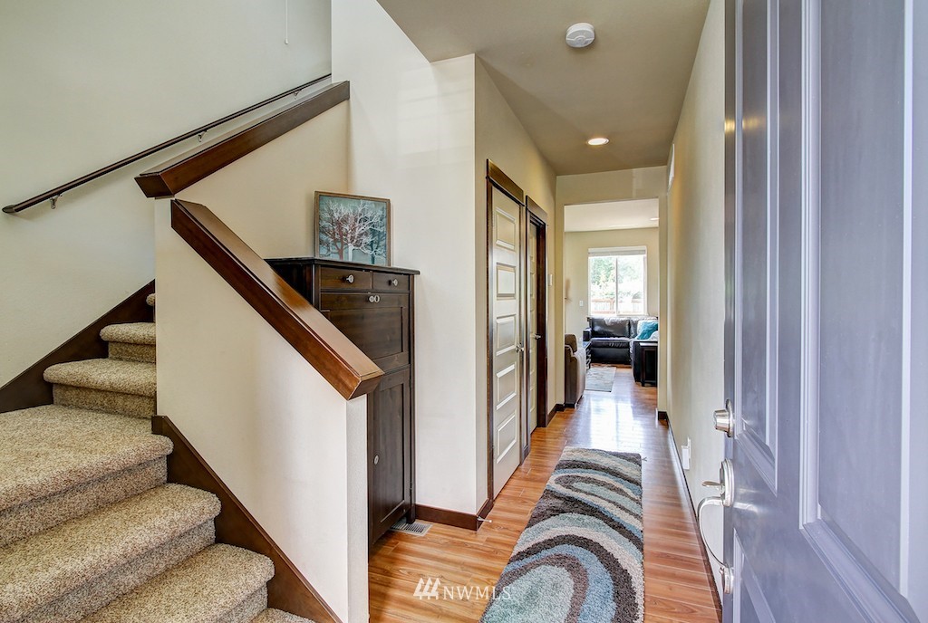 502 196th Street Southeast Bothell, WA 98012 - Photo 6 of 24