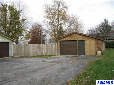 400 County Line Road Markle, IN 46770 - Photo 4 of 15 Gallery Image 4