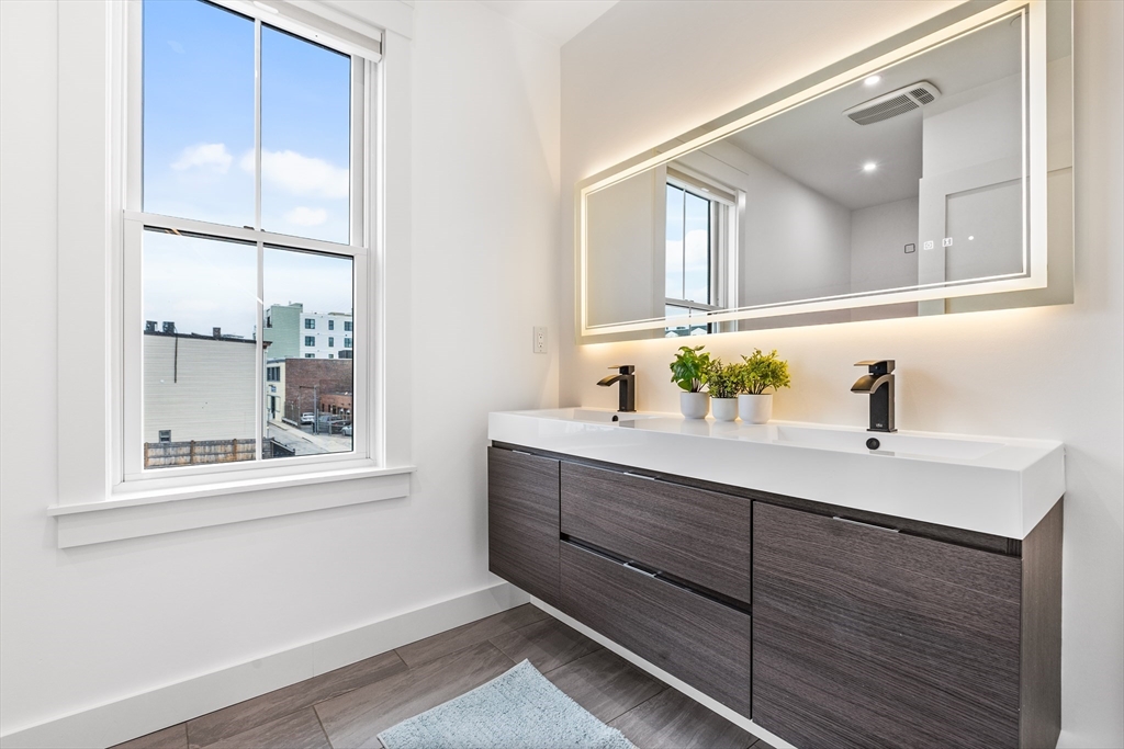 360 Athens Street, Unit A Boston, MA 02127 - Photo 9 of 19