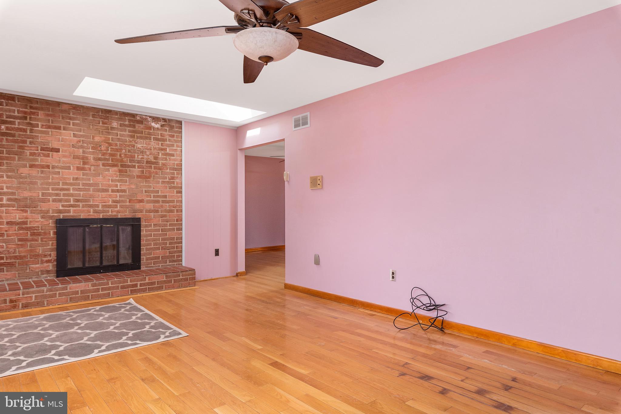 796 Evergreen Road Severn, MD 21144 - Photo 14 of 35 Living Room