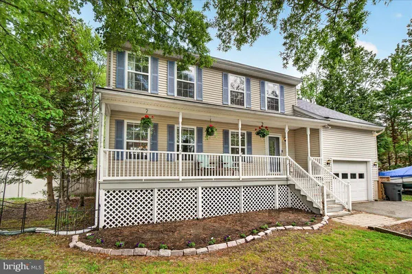 $625,000 | 3847 Holly Drive, Edgewater, MD 21037