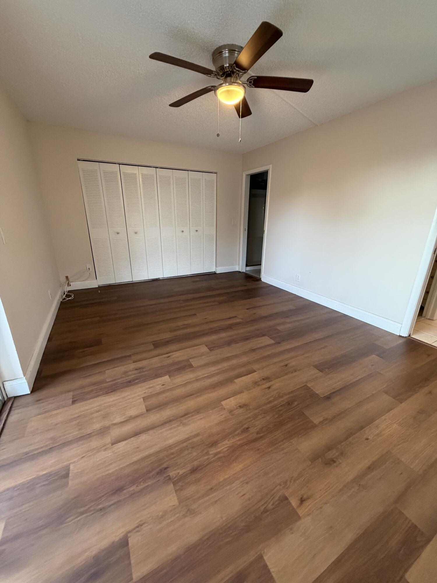 728 Normandy Lane, Unit P Delray Beach, FL 33484 - Photo 8 of 11 BEDROOM