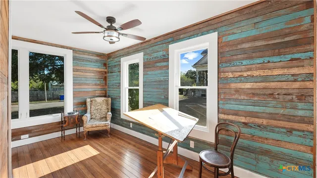 $249,900 | 611 Qualls Street, Gonzales, TX 78629